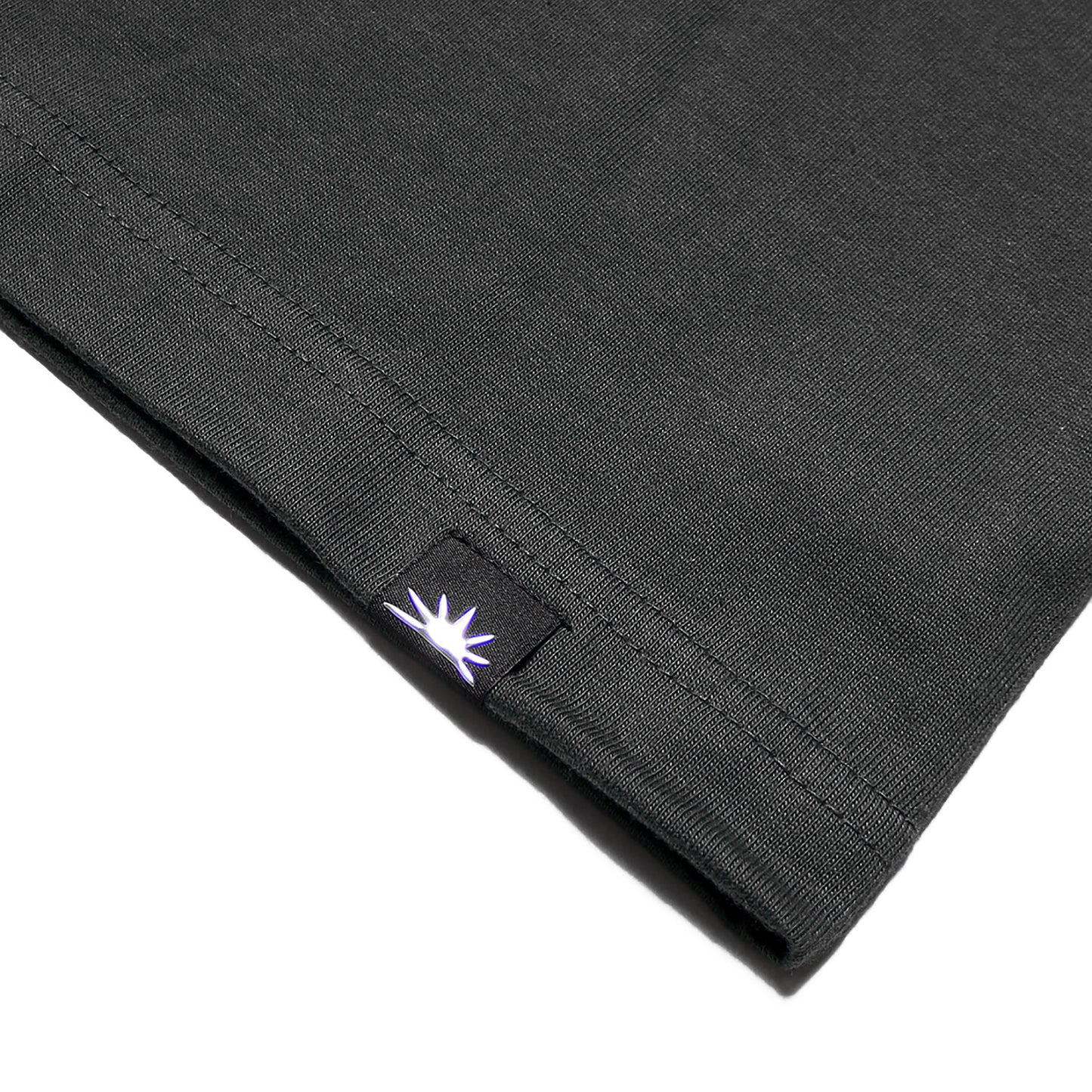 HEART LOGO TEE -BLACK-