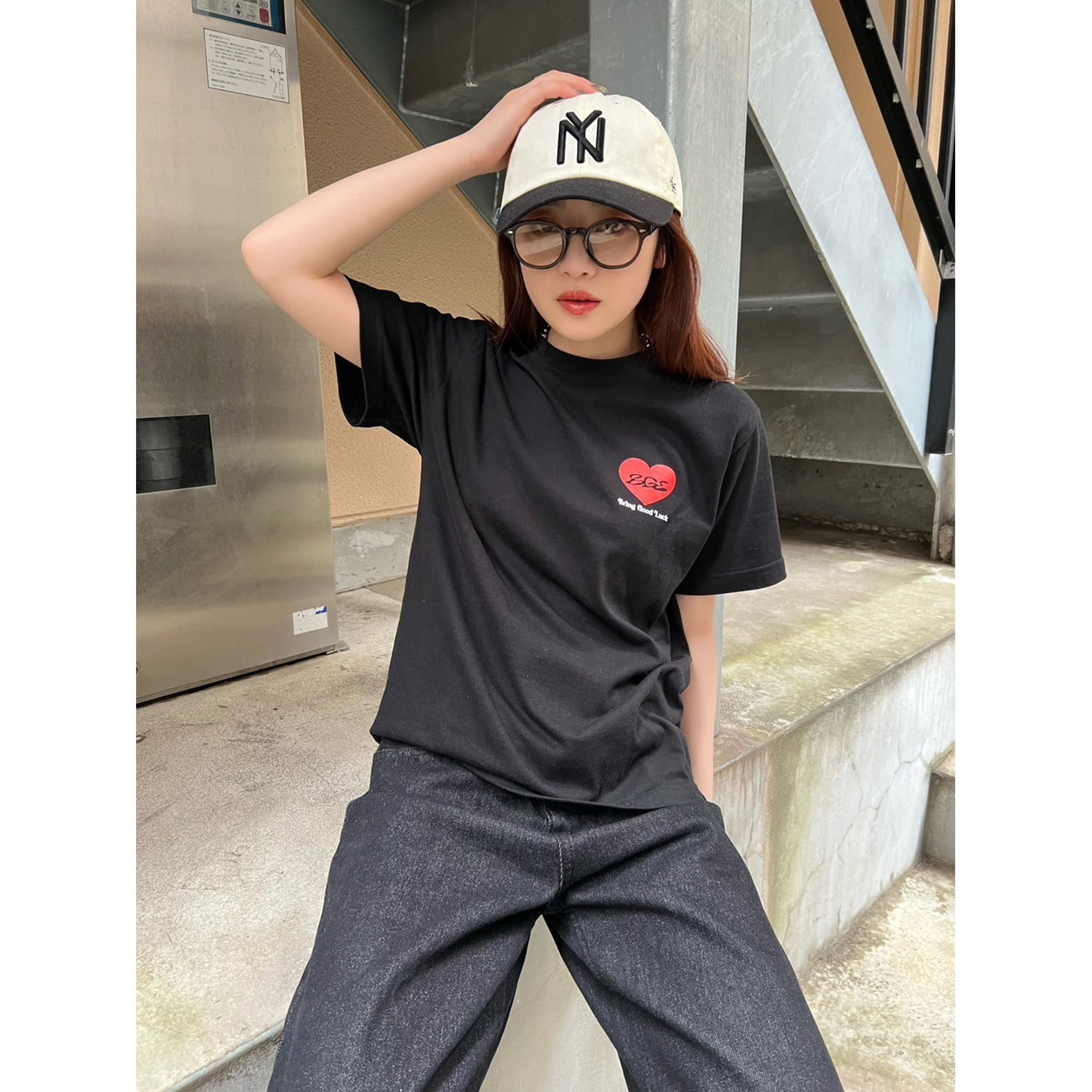 HEART LOGO TEE -BLACK-