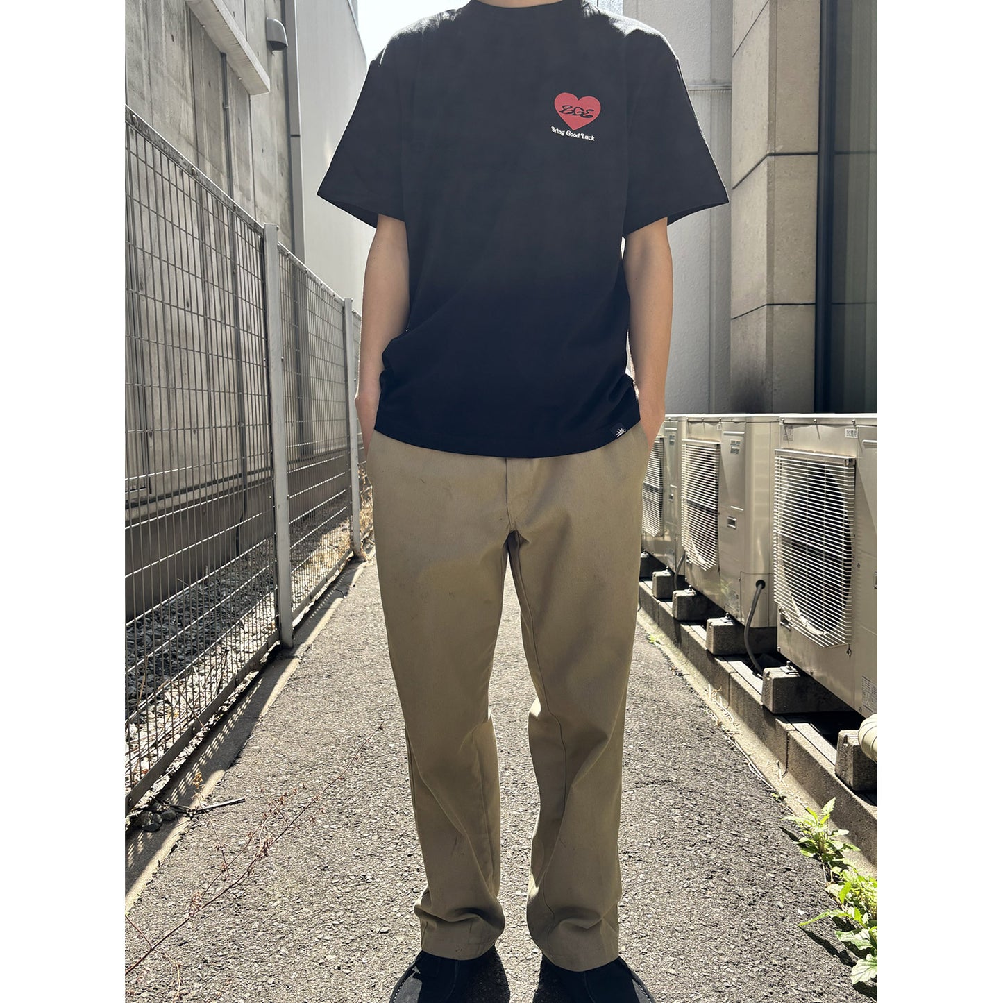 HEART LOGO TEE -BLACK-