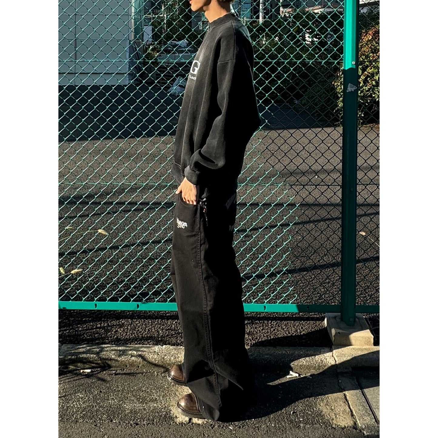 PIGMENT LOGO CREW SW -BLACK-