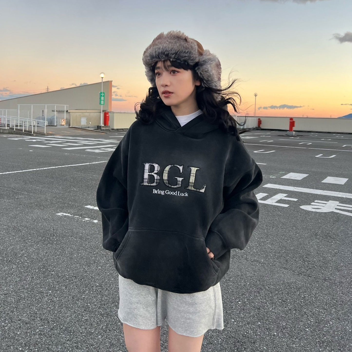 PIGMENT LOGO PARKA -BLACK-