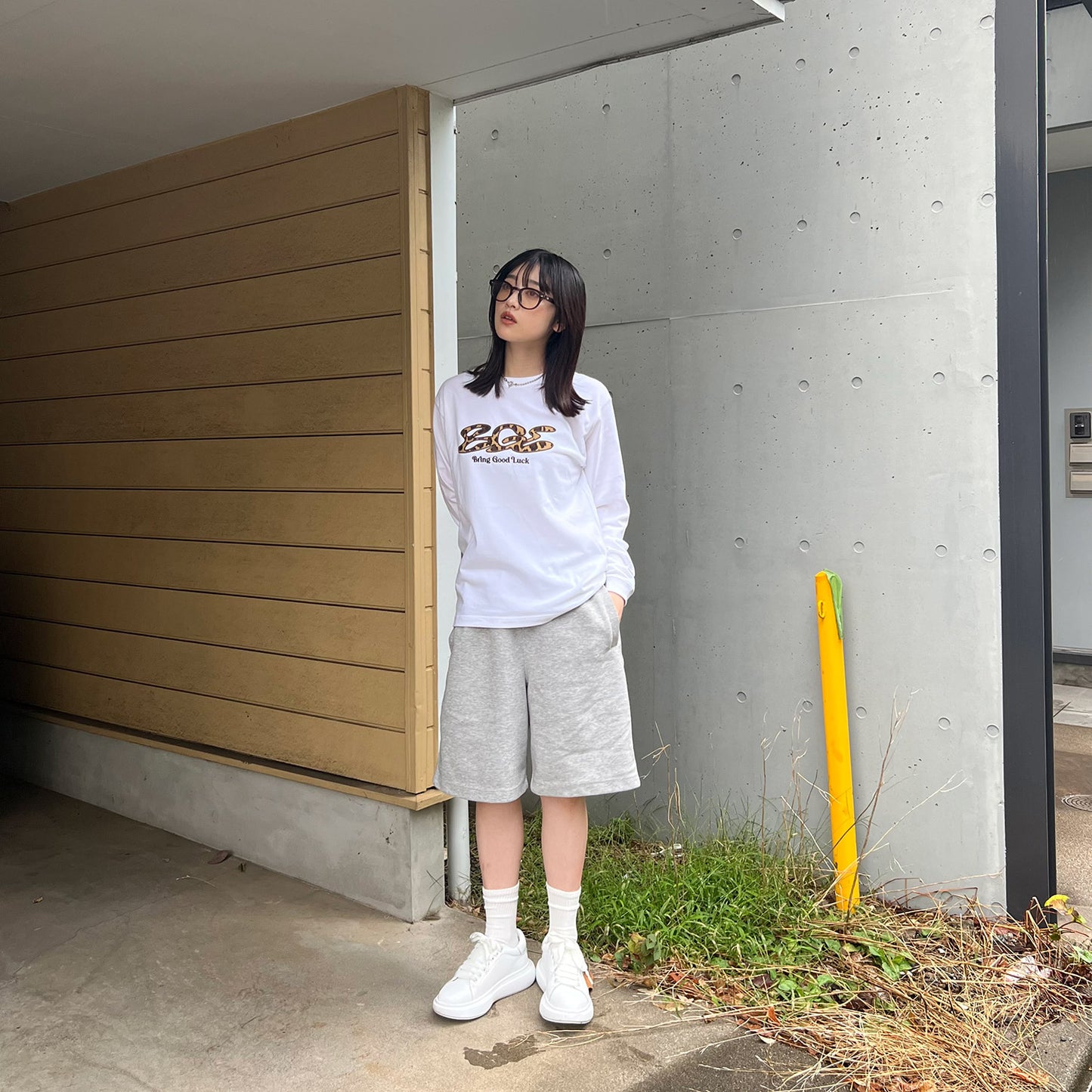LEOPARD LOGO LS TEE -WHITE-