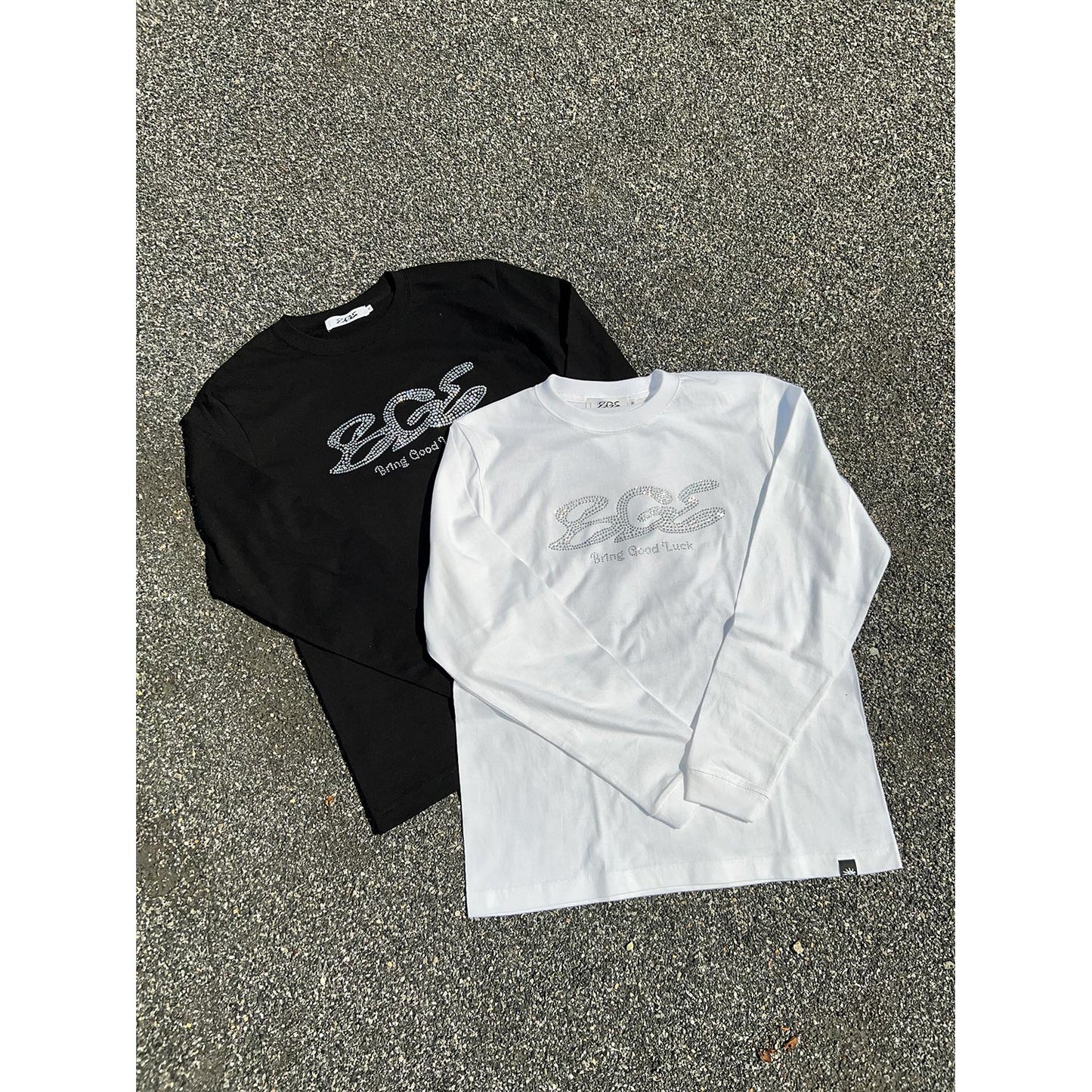 RHINESTONE LOGO LS TEE -WHITE-