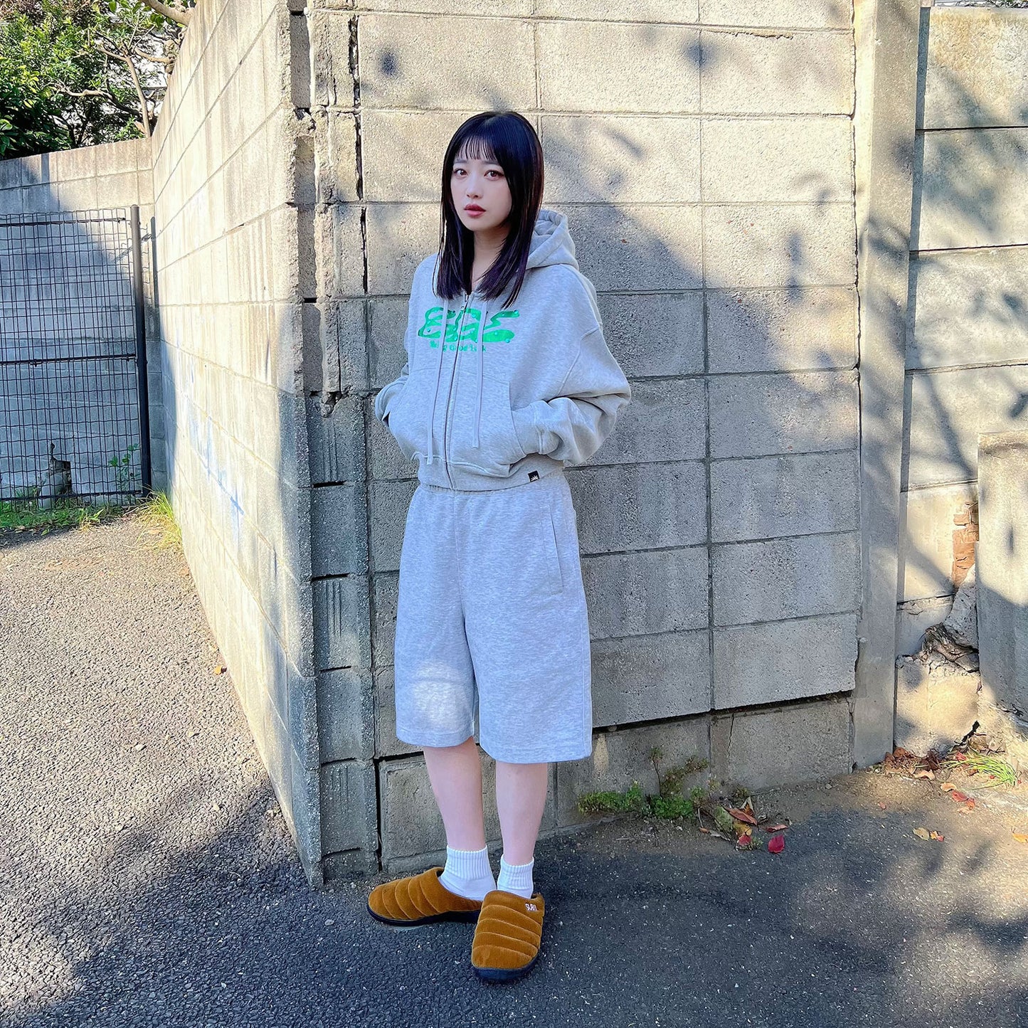 METALLIC LOGO ZIP PARKA -GREY-