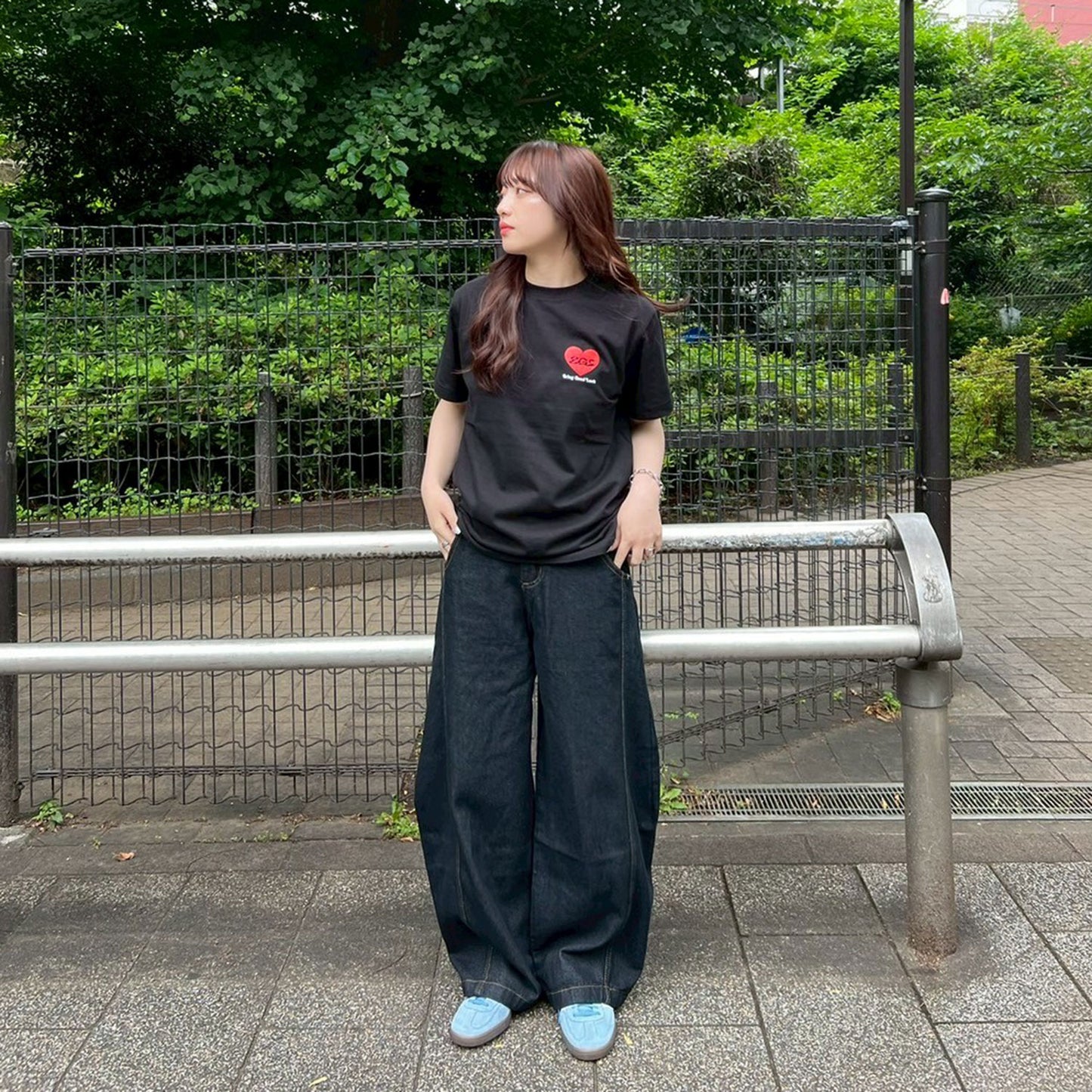 BIG HEART LOGO TEE -BLACK-