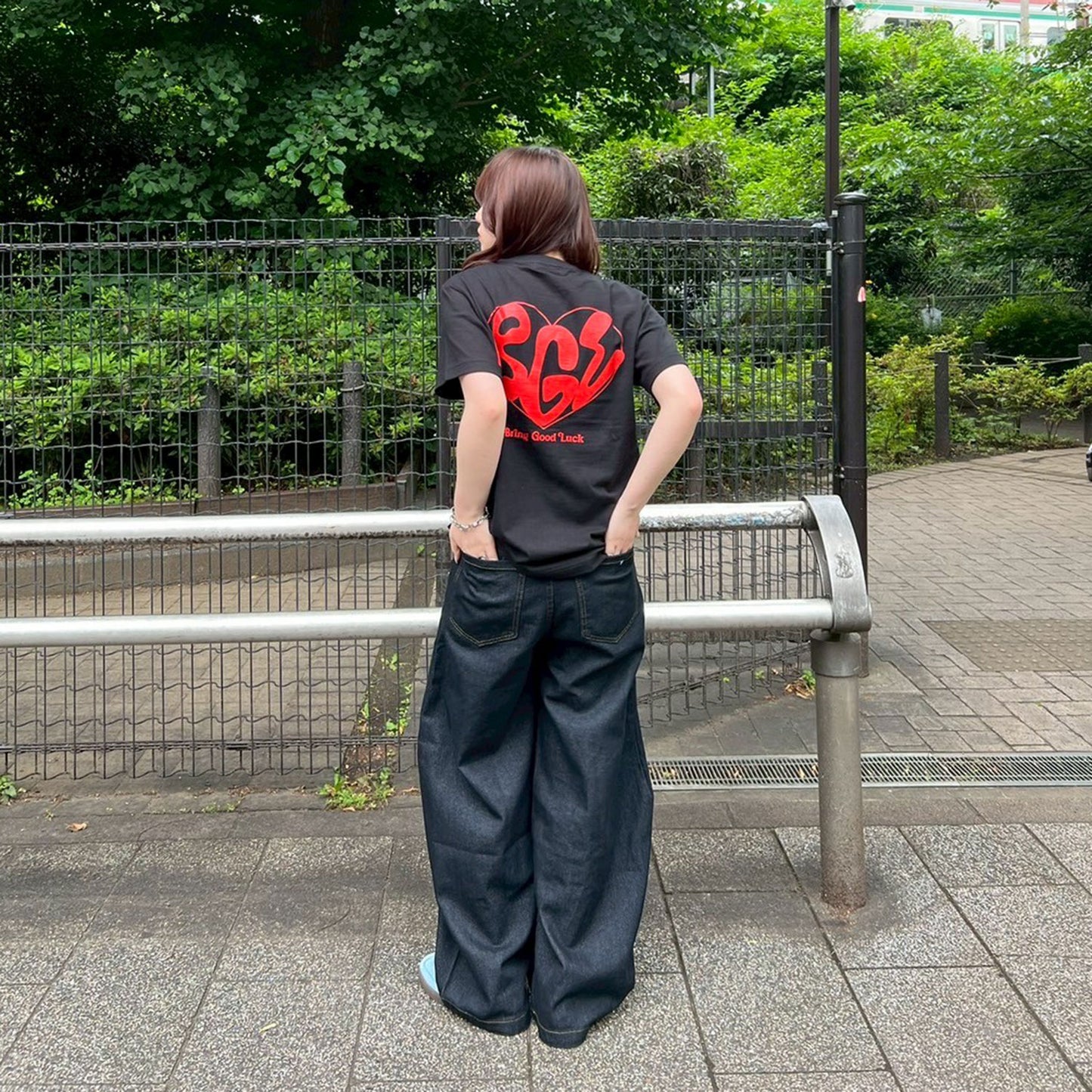 BIG HEART LOGO TEE -BLACK-