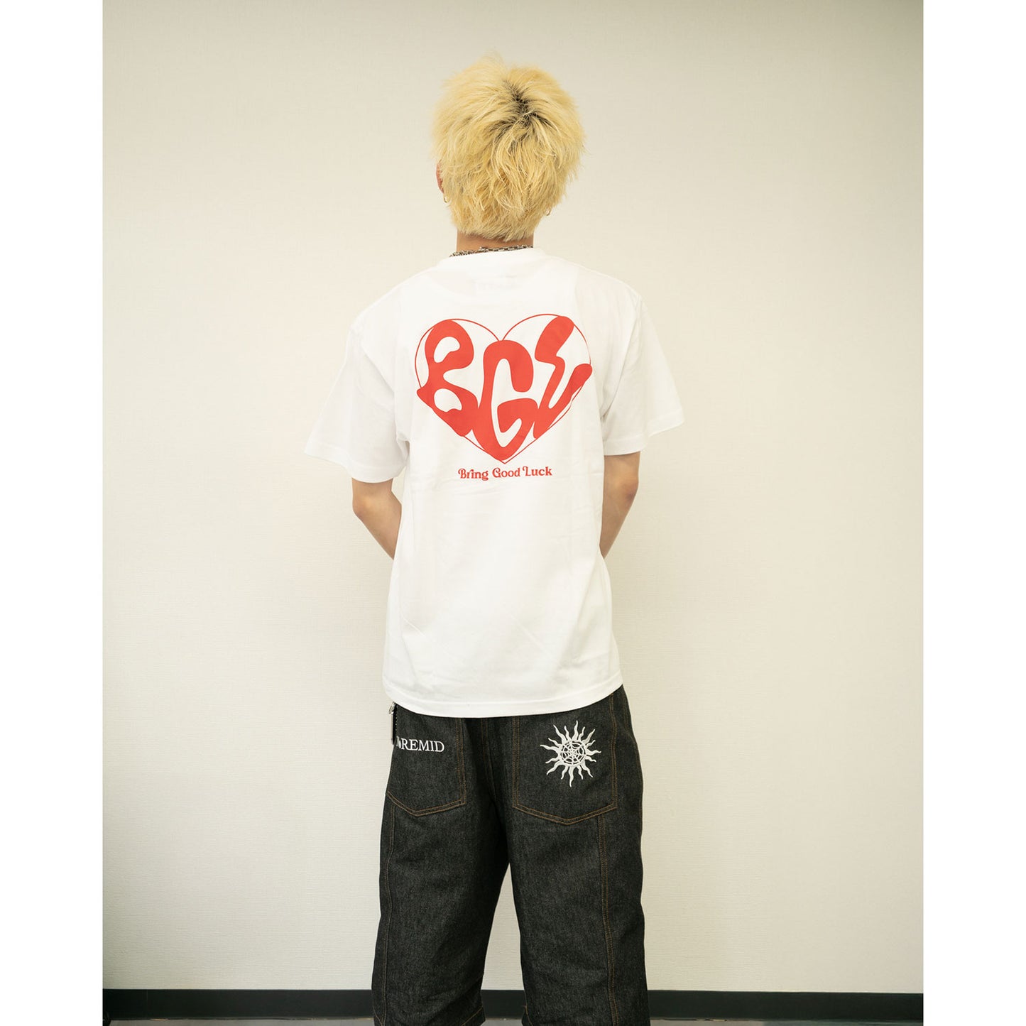 BIG HEART LOGO TEE -WHITE-