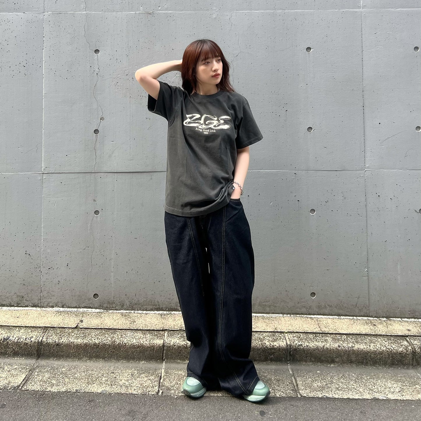 CRACK LOGO TEE -BLACK-