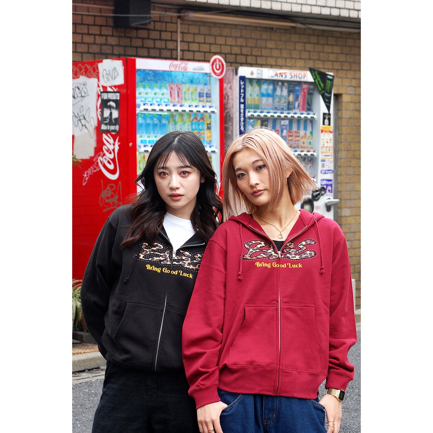 LEOPARD STUDS ZIP PARKA -BLACK-