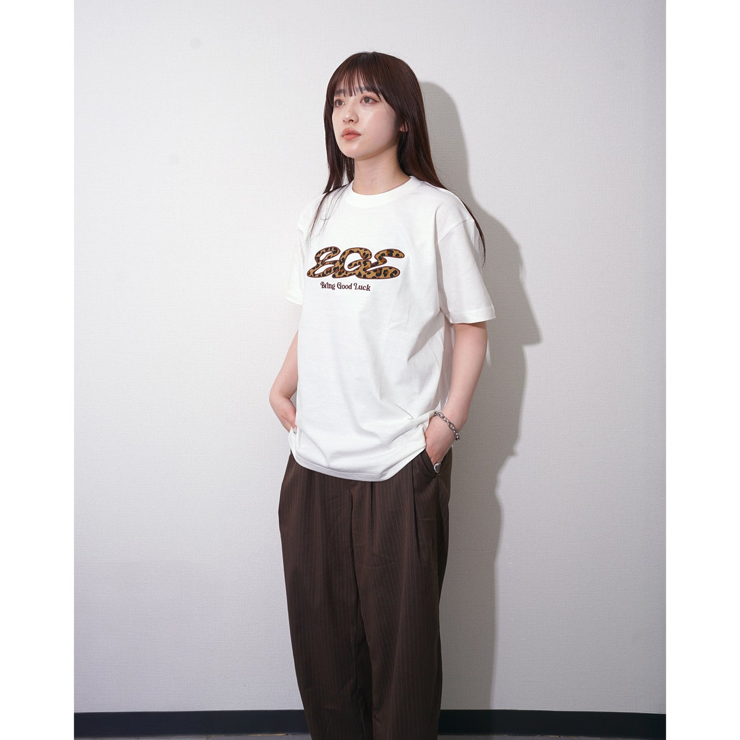 LEOPARD LOGO TEE -OFF WHITE-
