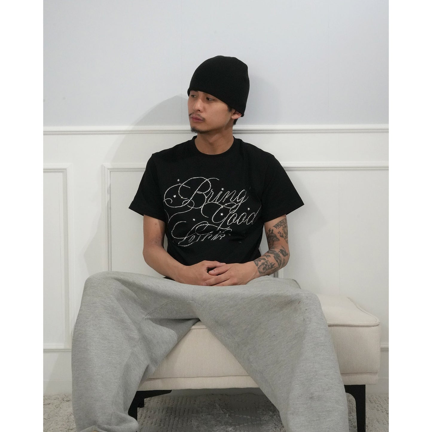 BIG SCRIPT TEE -BLACK-
